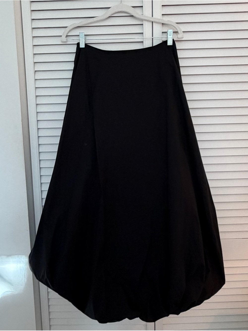 Mango Black Bubble-Hem Maxi Skirt - Picture 2 of 14